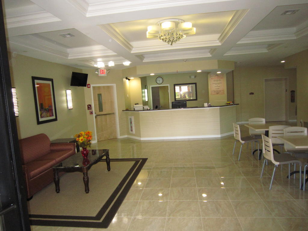 Red Carpet Inn And Suites Monmouth Junction Buitenkant foto