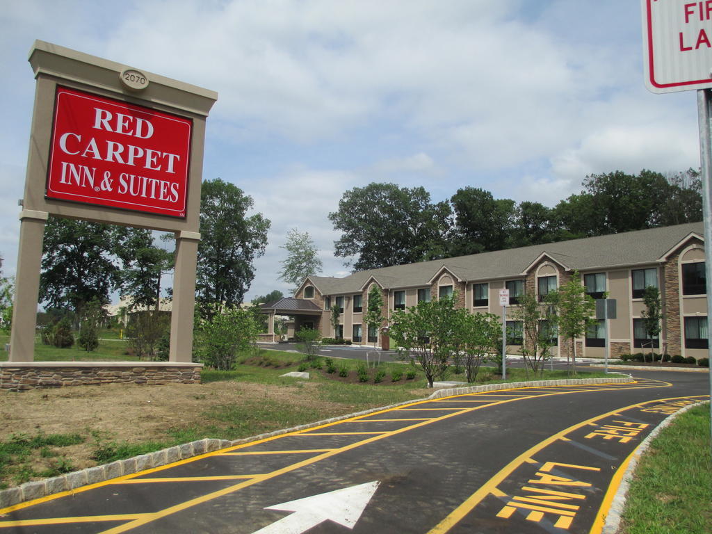 Red Carpet Inn And Suites Monmouth Junction Buitenkant foto