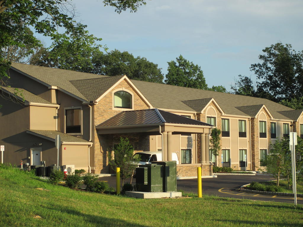 Red Carpet Inn And Suites Monmouth Junction Buitenkant foto