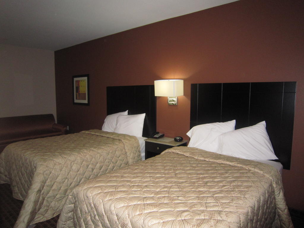 Red Carpet Inn And Suites Monmouth Junction Kamer foto