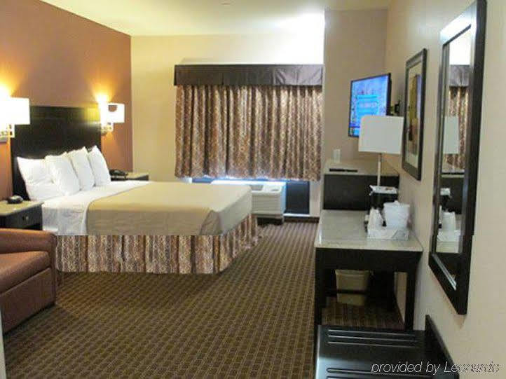 Red Carpet Inn And Suites Monmouth Junction Buitenkant foto